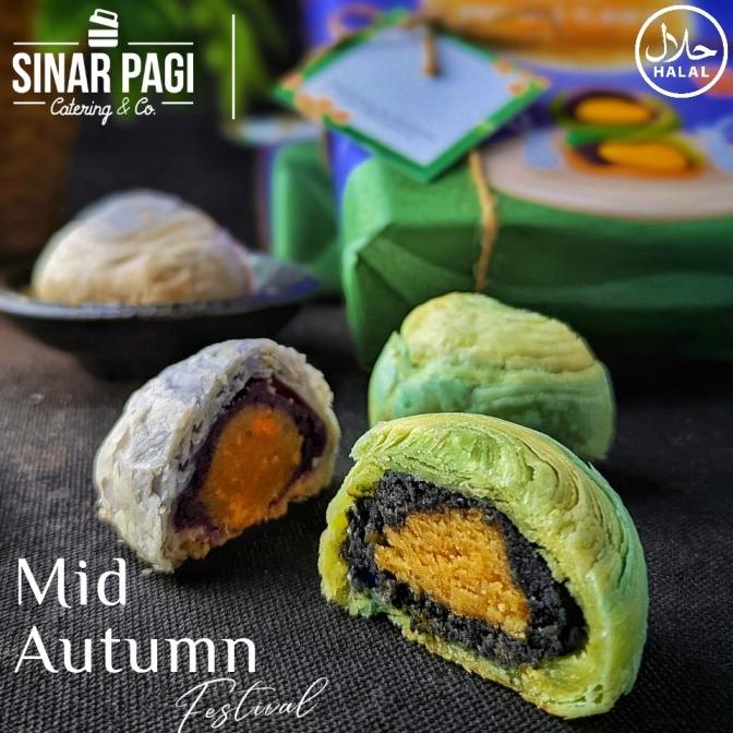 

Sale Now Moon Cake Telur Asin Halal / Kue Pia Bulan Sinar Pagi Stok Terbatas