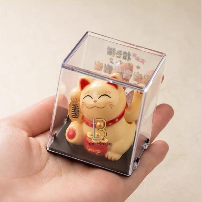 Patung Kucing Hoki Lucky Cat Tangan Gerak Goyang Cina Solar Mini Kecil