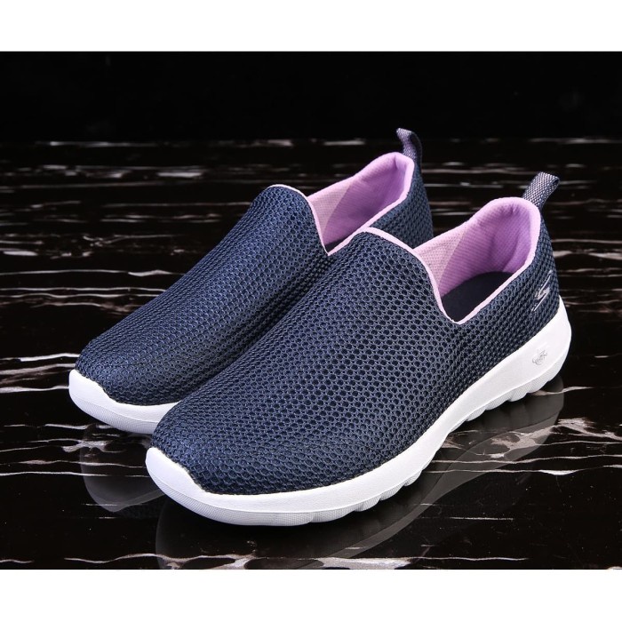 NEW Skechers / Slip On / Skechers Original / Skechers Joy Centerpiece