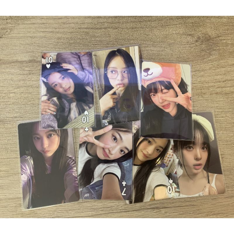 photocard gg newjeans lesserafim hanni pita ribbon minji jepit peace haerin bag eunchae melet qr bea