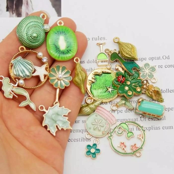 

TERLARIS - ENAMEL CHARM BANDUL KOREA MIX UNTUK ANTING GELANG KALUNG DIY
