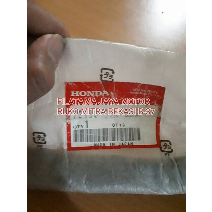 Karet - List Kaca Besar Depan Bagian Atas Honda Stream 1.7 -2.0 2000-2 [Kode Ab001Kode Ab002Kode