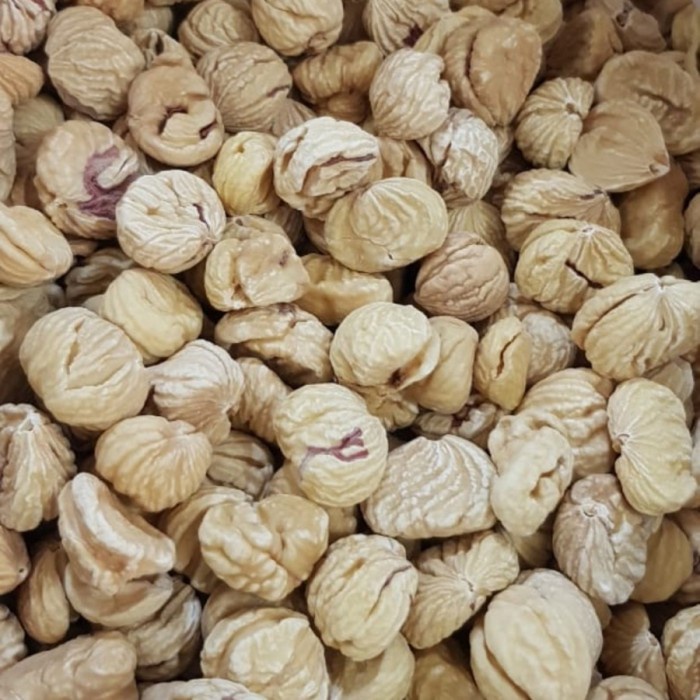 

SGS (500 GR) LAKCI /DRIED CHESTNUT /KACANG KASTANYE / BERANGAN/ LAK CI
