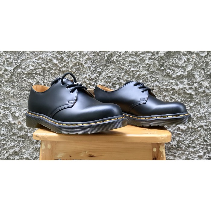 SEPATU BOOTS PRIA DR. MARTENS 1461 BLACK SMOOTH 100% ORIGINAL RESMI ORIGINAL
