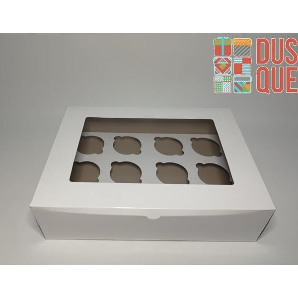 

Media DUS BOX ISI CUPCAKE/MUFFIN/PUDING LUBANG 12 PUTIH/POLOS (10 Pcs) MD003