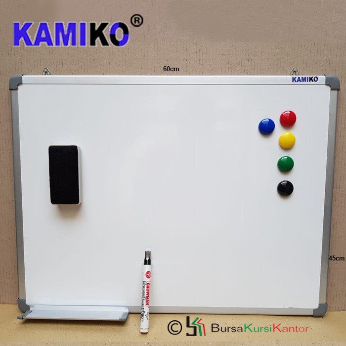 

Whiteboard Kamiko 45X60 Gantung Spidol Hitam, Hapusan Magnet, Magnet