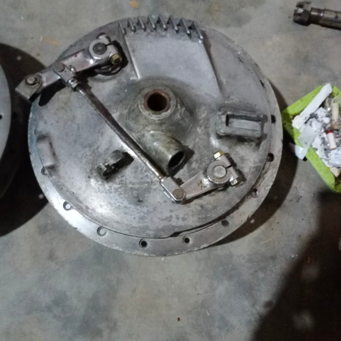 {BEKAS} TROMOL SR400 TROMOL DEPAN SR400 ORIGINAL. YAMAHA SR400 Diskon