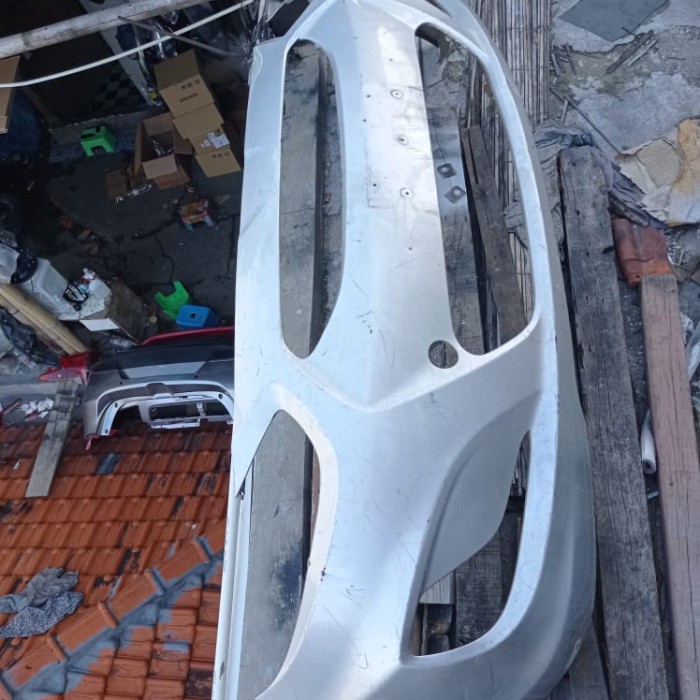 {BEKAS} Bemper Bumper Depan Hyundai grand Avega 2013 Berkualitas