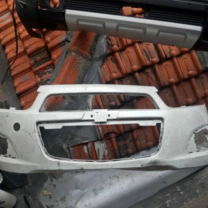 {BEKAS} bumper bemper depan aveo 2013 Diskon