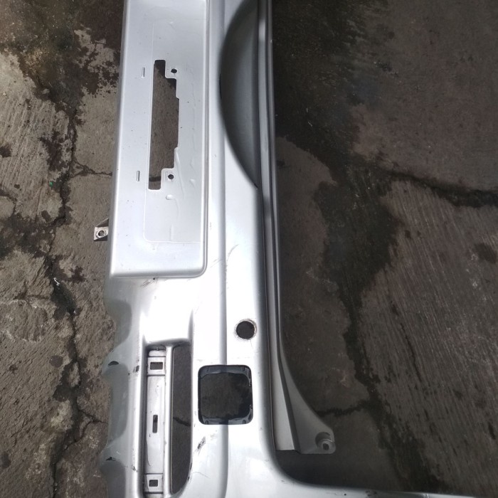 {BEKAS} bumper bemper belakang Rush Terios 2012 Diskon