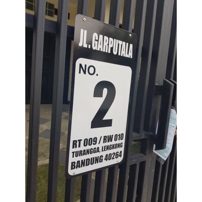 

Plang Papan Rambu Alamat Rumah Ukuran 25 Cm X 50 Cm