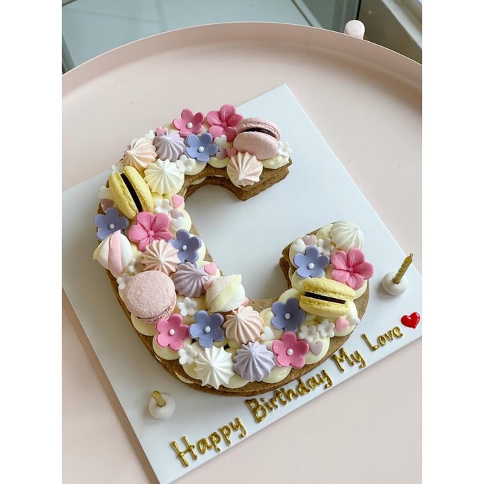 

New Letter Cake / Macaron Cake / Ulang Tahun / Cookies Tart / Kue Ultah Original