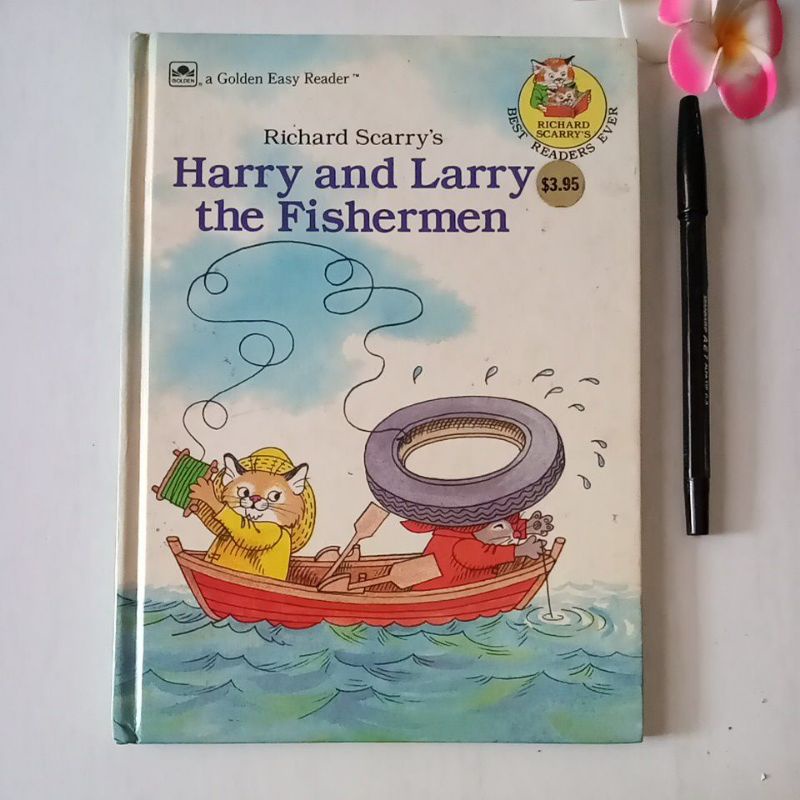 buku cerita Richard Scarrys harry and larry the fishermen preloved