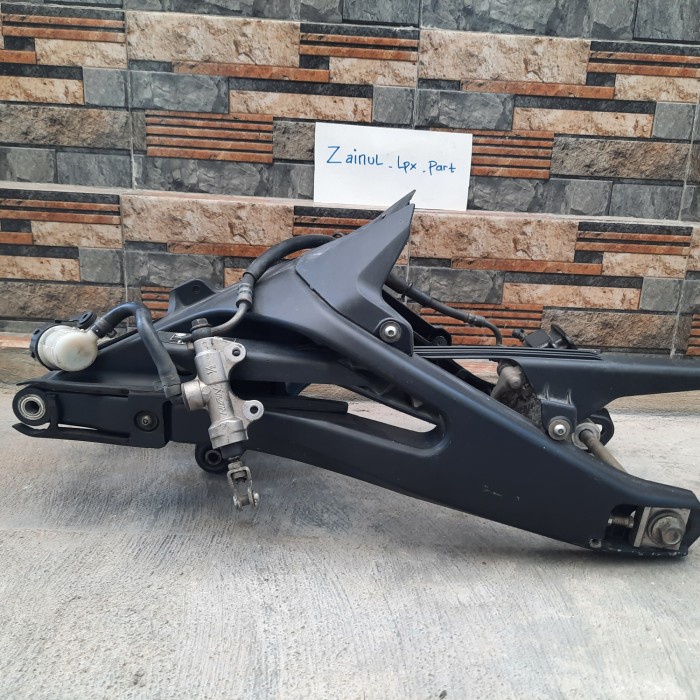 {Bekas} arm new r15 pnp vixion Berkualitas