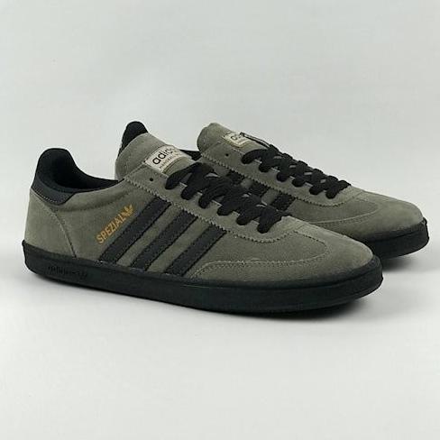 Sepatu // Sepatu Sneakers Pria Adidas Handball Spezial Original 100% Casual Original