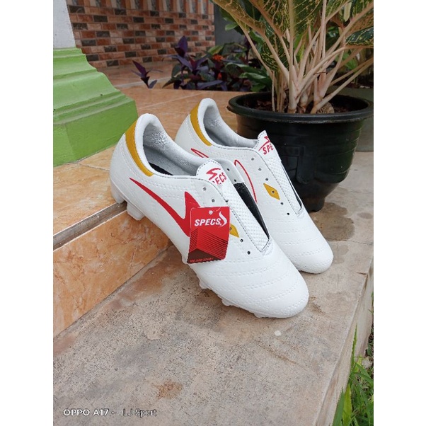 sepatu bola specs white dewasa