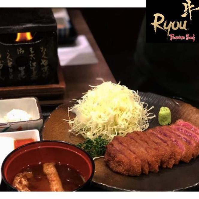 

Miliki Wagyu Sirloin Striploin Beef Steak Premium 1Kg Daging Sapi Lovloa