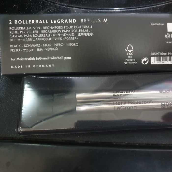 

Diskon Refill Mont Blanc Le Grand Jumbo Rollerball Hitam Mystery Black