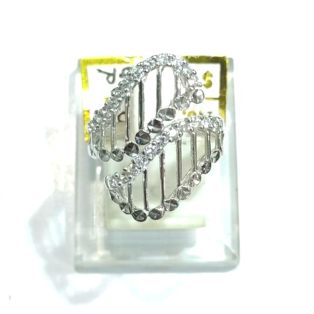 ✨Termurah Cincin Wanita Uk 13 Emas Putih 750 Berkualitas