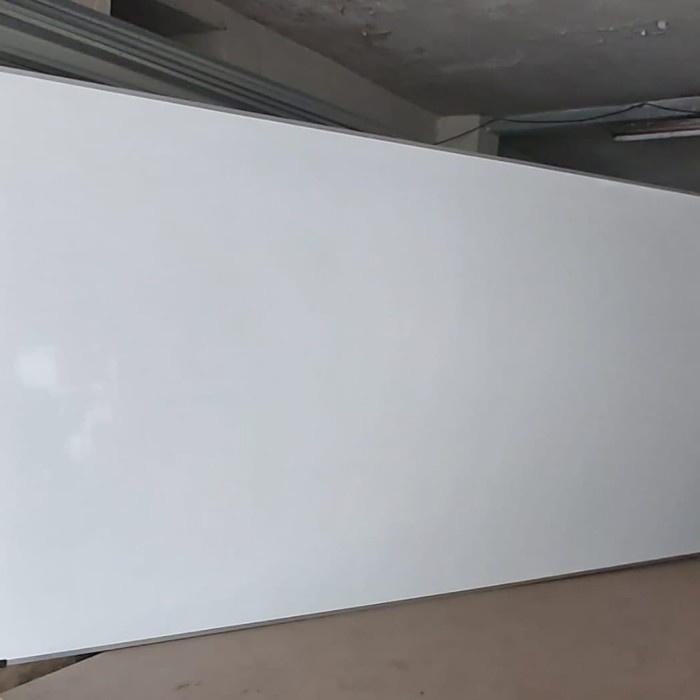 

Whiteboard Gantung 90 X 180 Cm Nonmagnet