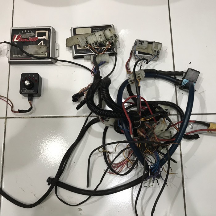 [Original] Second Full Set Dastek Unichip Q4 Eks Fortuner 2Kd Non Vnt Terbatas