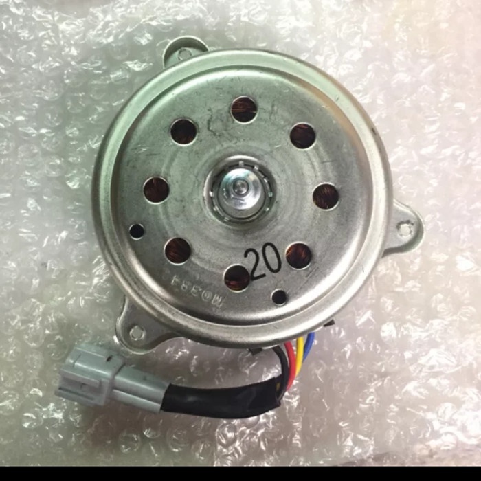[Original] Motor Fan Nissan March K13 Ori Terbatas