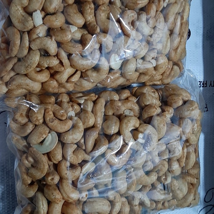 

Kacang Mede Original 1Kg