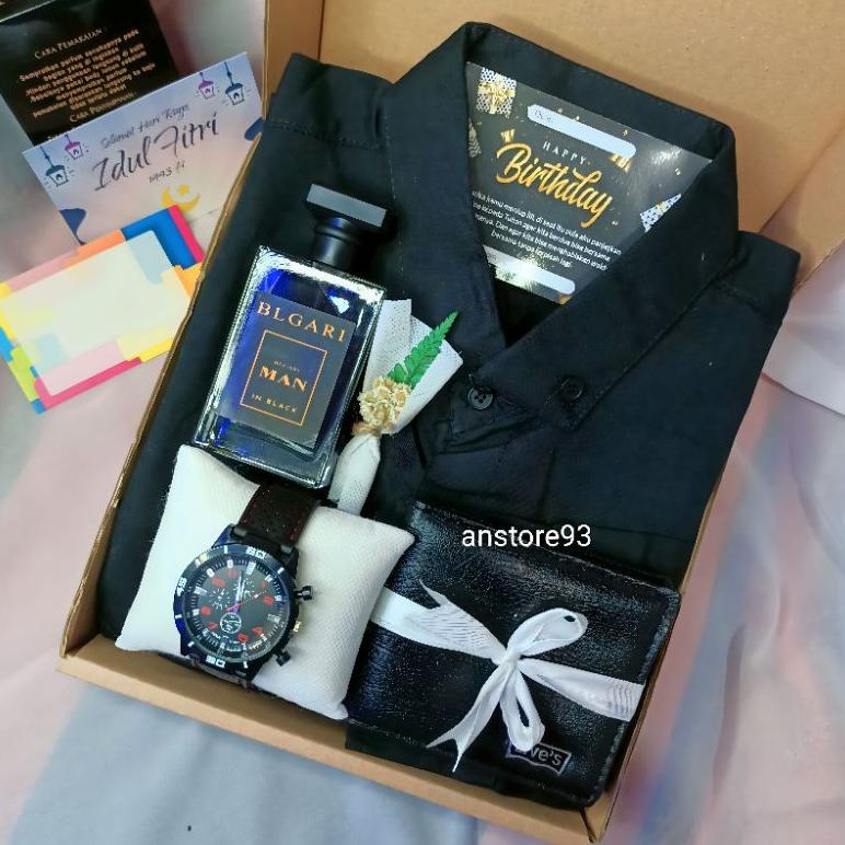 

Promo BISA COD kemeja cowo / kado/hampers gift Box / free Kartu ucapan Bisa request ucapan murah