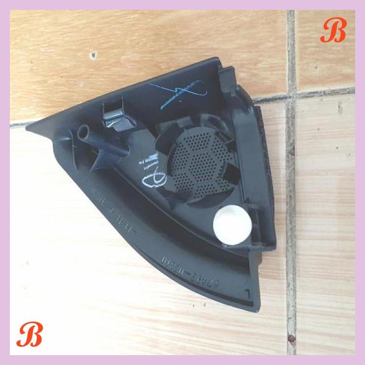 | GGR | TUTUP BAUT SPION DALAM KIRI TOYOTA COROLLA ALTIS 67492 02310