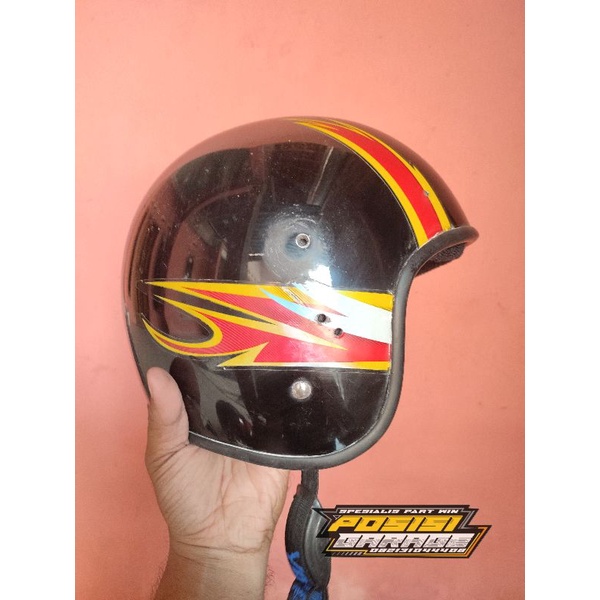 Helm Ori Yamaha Jadul
