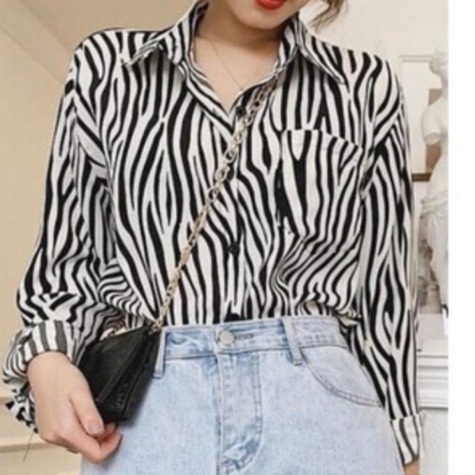 kemeja wanita loreng leopard zebra atasan hem shirt lengan panjang GJ