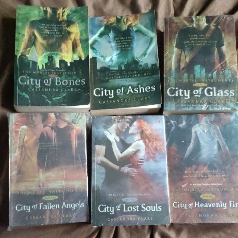 sepaket buku langka original the mortal instruments city of bones city of ashes city of glass city o