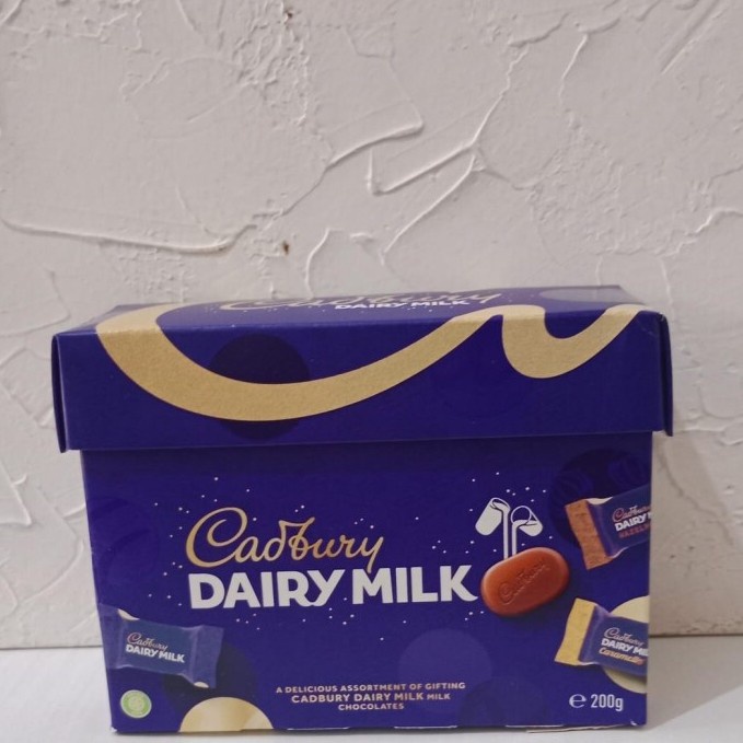 

Cadbury Dairy Milk Gift Box 200 Gr