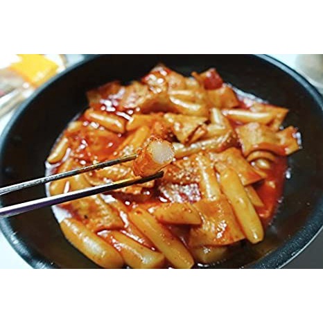 

Dongwon Kue Dengan Saus Cabe 240Gr Hot Spicy Topokki Ttekki