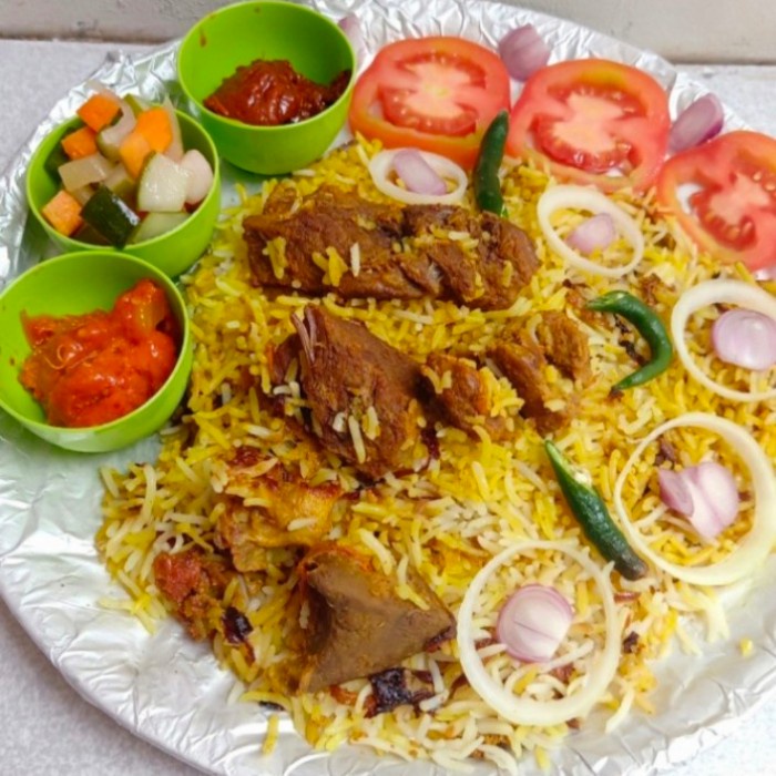 

Paket Shan Basmati 1Kg + 1 Paket Shan Bam Biryani Masala 50 Gr