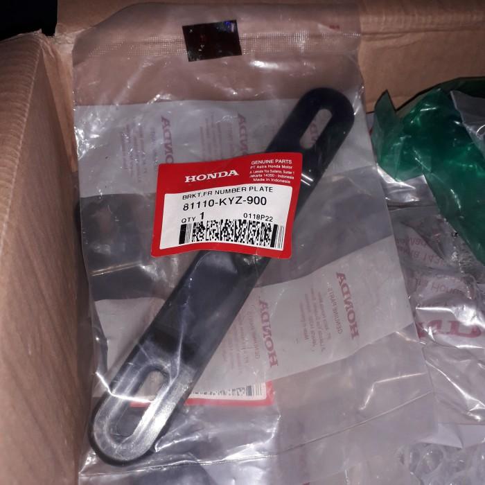 DUDUKAN PLAT NOMER HONDA 81110 KYZ 900