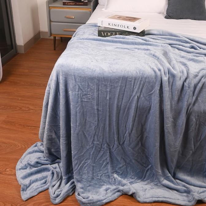 King Rabbit Thermal Blanket Selimut Lembut uk 150x200 cm Warna Polos