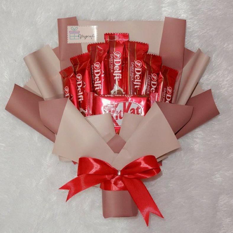 

Promo Spesial buket Silverqueen/bucket coklat / bucket Delfi/buket coklat murah/ COD Bayar ditempat Terlaris