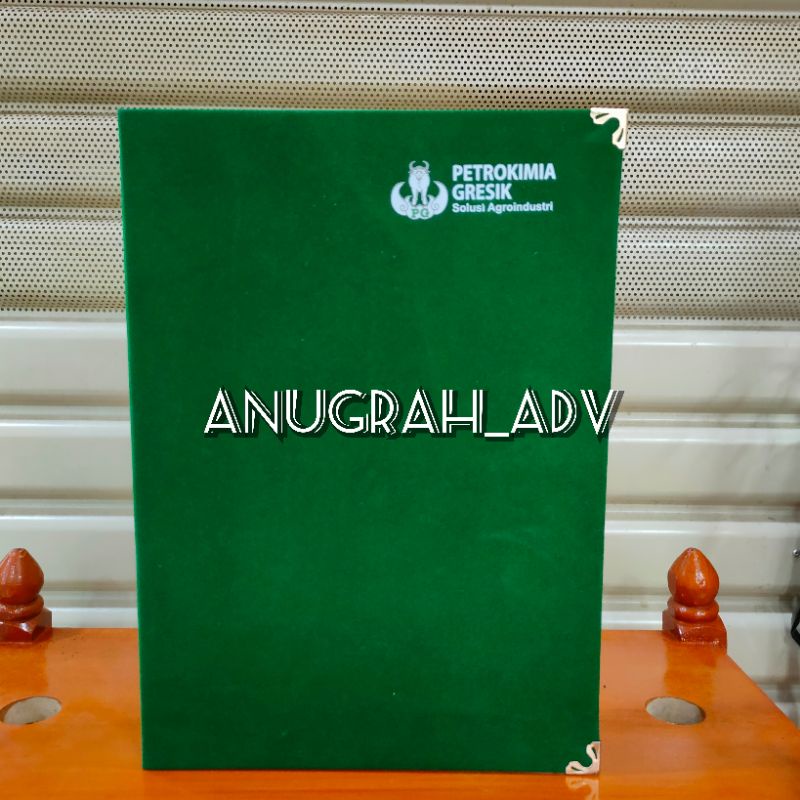 

map beludru map kantor map sekolah custom logo dan tulisan sablon