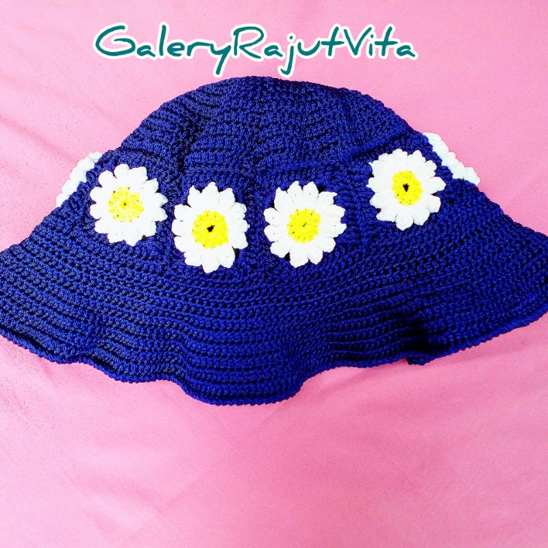 Bucket Hat Bunga Daisy, Topi Rajut Wanita Bunga Daisy
