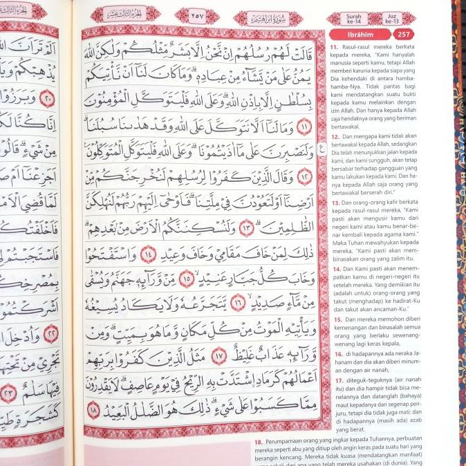 Alquran Terjemah Lansia Uk A3 Besar, Alquran Terjemah Akbar Assamad