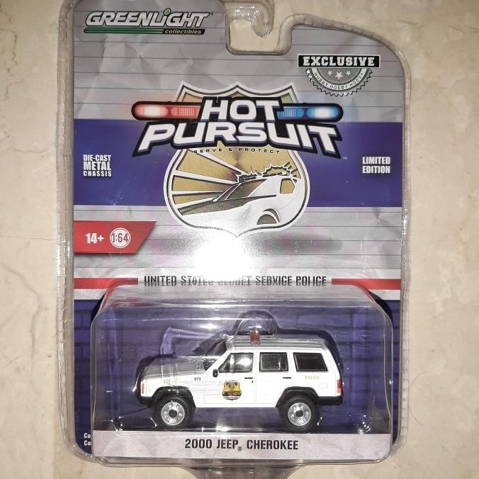 greenlight hot pursuit 2000 jeep cherokee