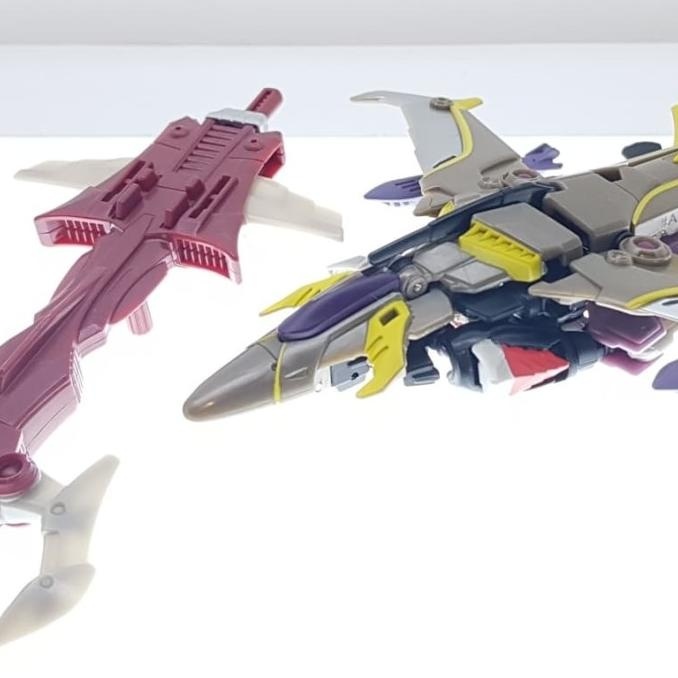 Starscream Deluxe Class Transformers TFP Beasthunters