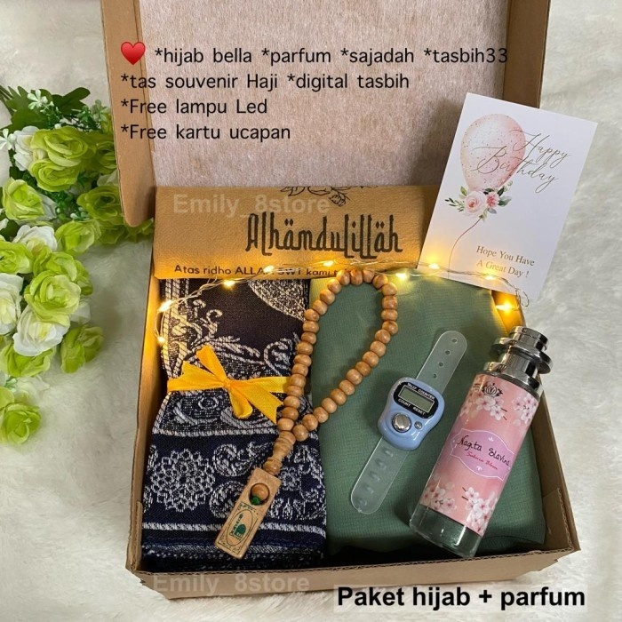 

SIAP KIRIM Hampers giftbox ulang tahun cewek kado valentine hijab tasbih alquran madalinsecollect