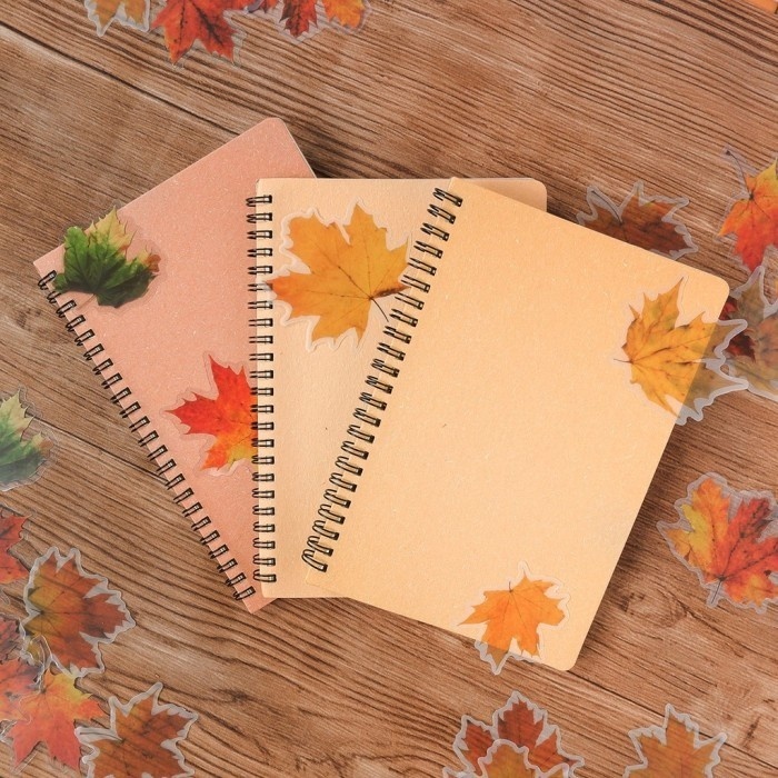 

Panmomo Colors Of Autumn Spiral Ruled Notebook B5 [Creativ]