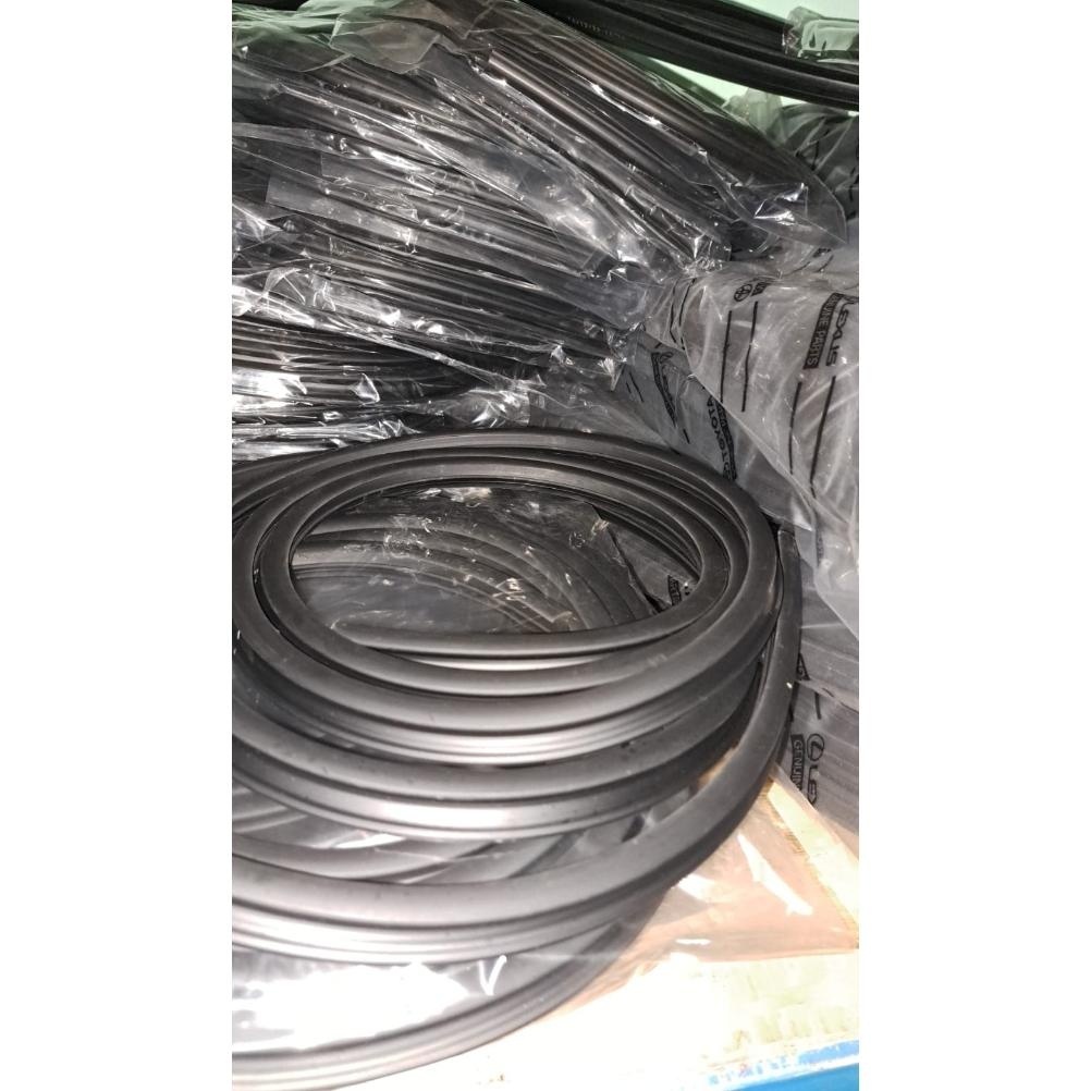 PROMO KARET KACA BESAR DEPAN MOBIL CALYA/SIGRA