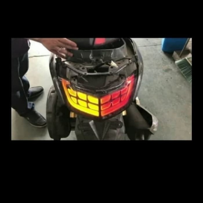[Ori] Stoplamp Lampu Belakang Nmax Jpa Original Led Diskon