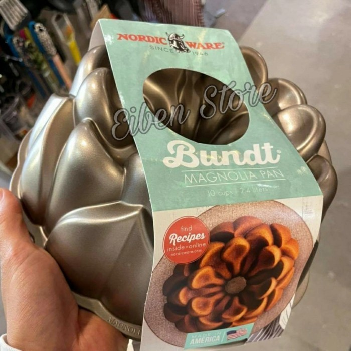 

[New Ori] Nordic Ware Magnolia Bundt Pan Limited