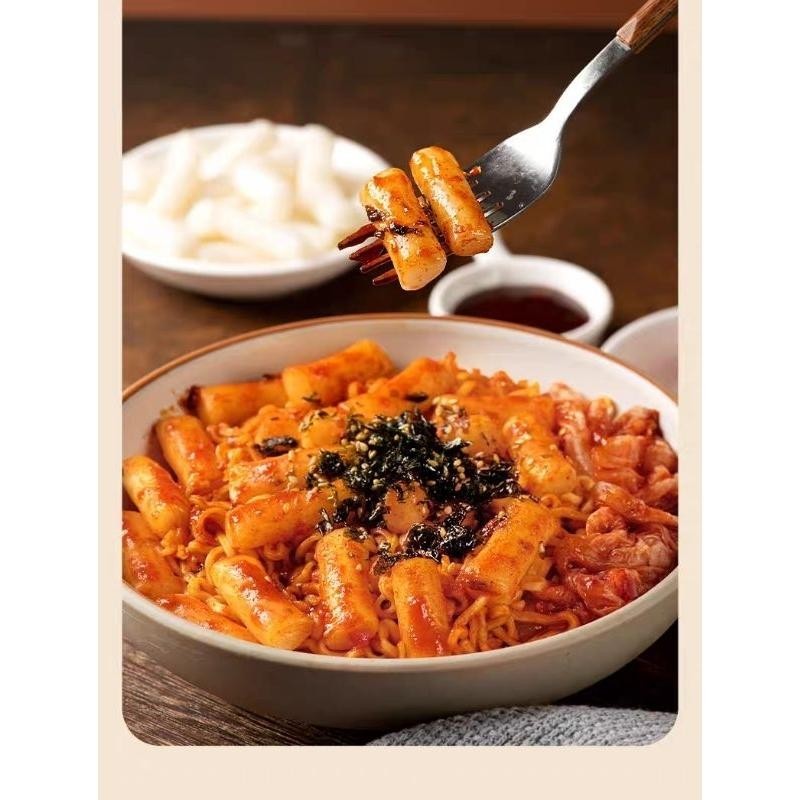 

TianXiaoHua LaMian ChaoNianGao TianLaWei Noodle rice cake sweet spicy instan Topokki 253g Best Seller