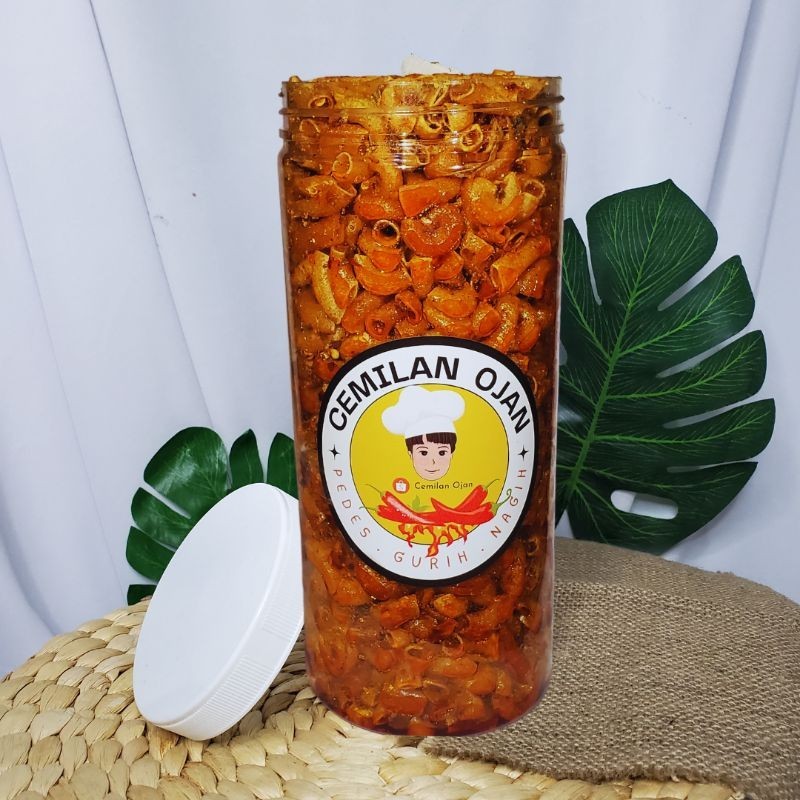 

Makaroni Pedas Daun Jeruk Cemilan Ojan | Makaroni Pedas